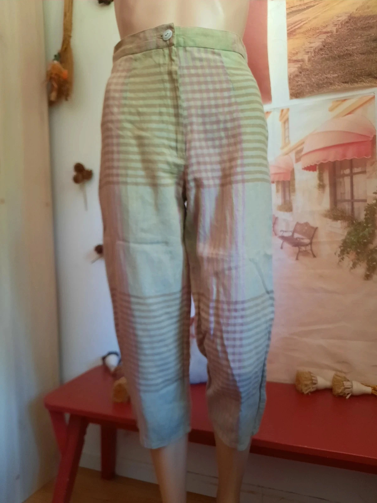🥀Pantacourt neuf en Lin,femme Taille 34.Cannisse.